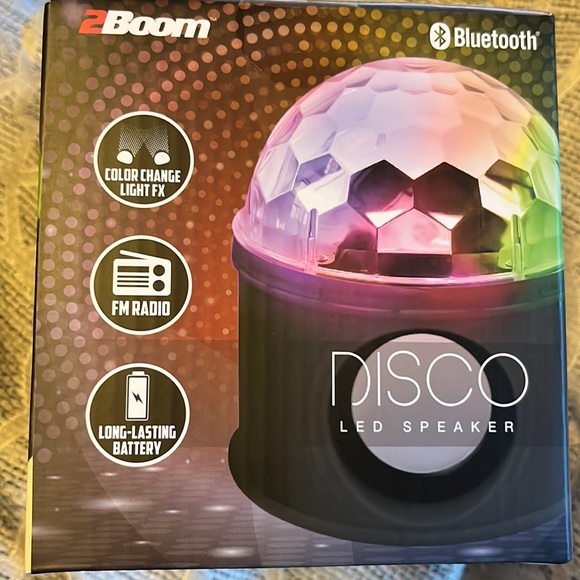 Disco LED Color Changing Speaker Wireless Streaming  From Any Bluetooth Device - Picture 3 of 9